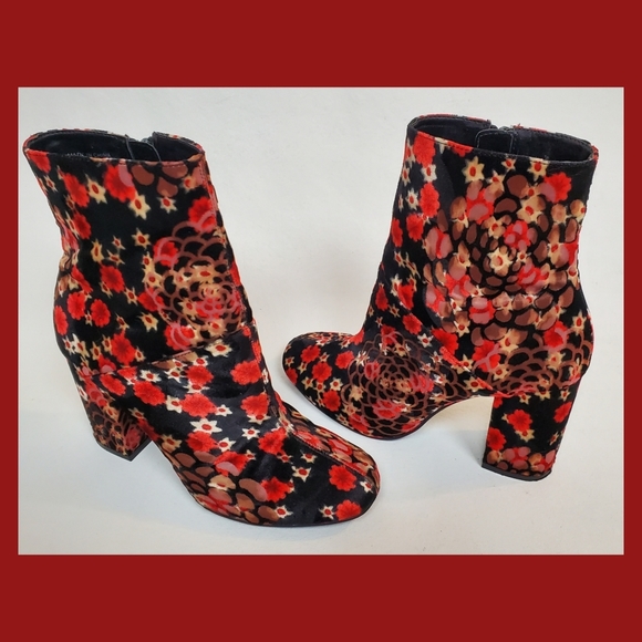 Urban Outfitters Shoes - Urban Outfitters ankle boots